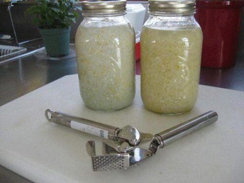 Garlic tincture to increase potency